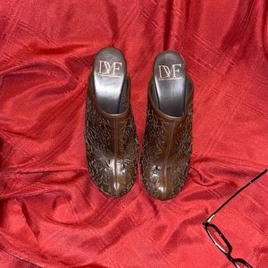 DVF brown wedges